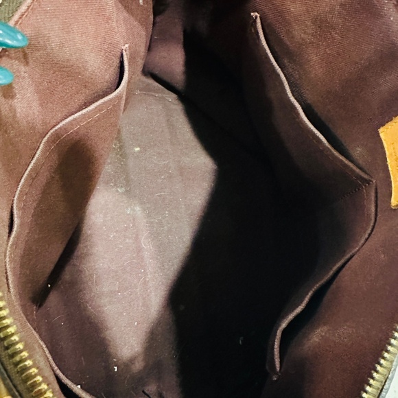 Louis Vuitton Crossbody - Picture 7 of 11